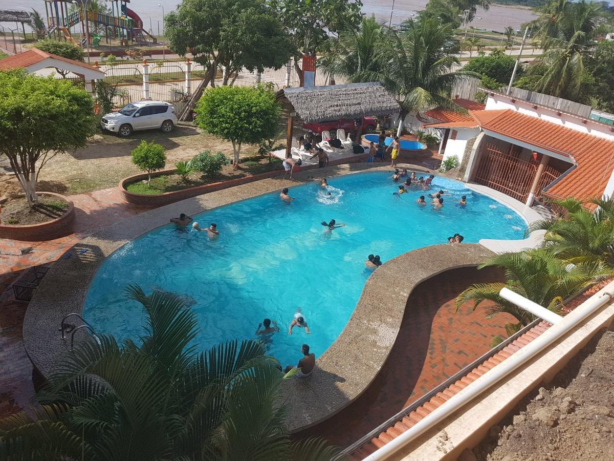 Hotel Takana Рурренабаке Экстерьер фото